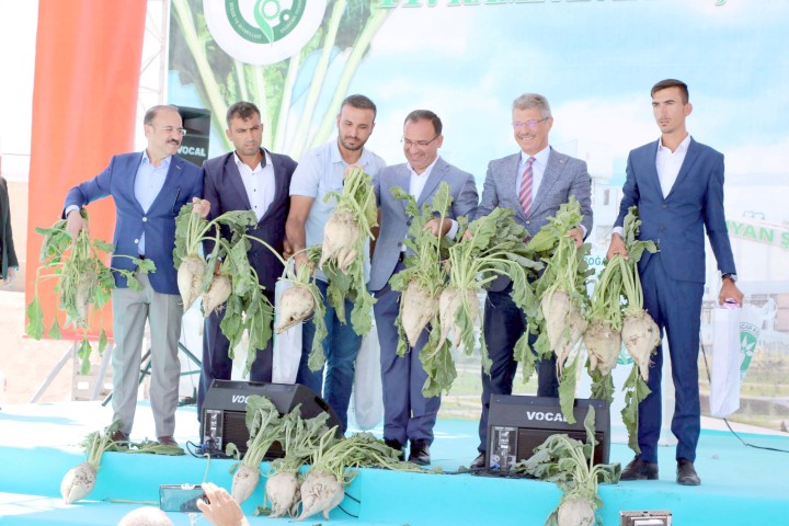 Başbakan Yardımcısı ve Hükümet Sözcüsü Bekir Bozdağ Almanya'nın, PKK, FETÖ