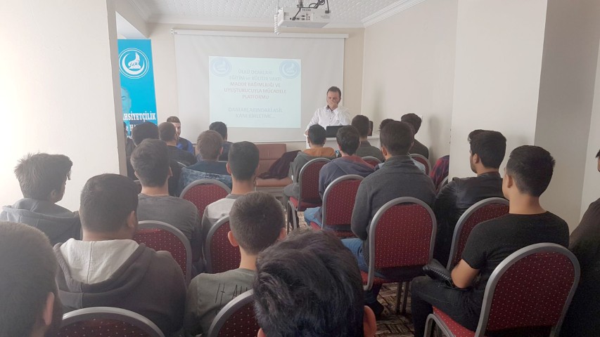 Yozgat Ülkü Ocakları İl Başkanlığı tarafından üniversite ve ortaöğretim teşkilatı