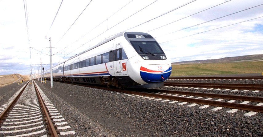 Başer: 2019 seçimlerinden  önce Hızlı Tren hizmete açılacak