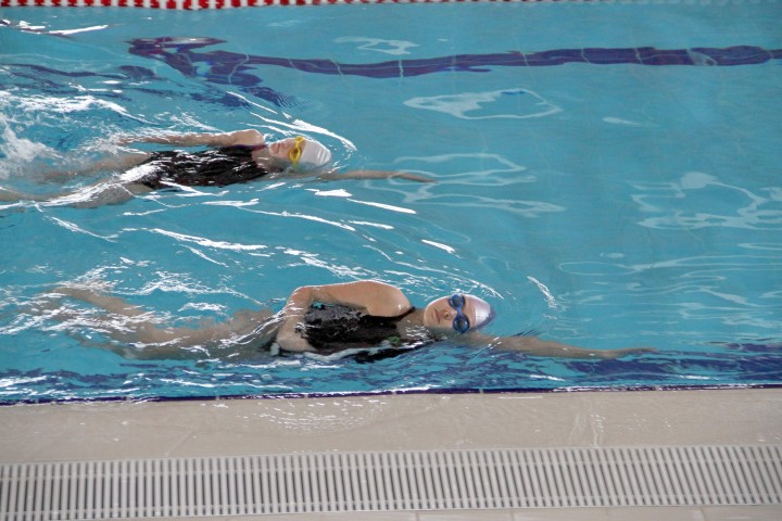 Yarı Olimpik Yüzme Havuzunda  kısa süreli bakım molası
