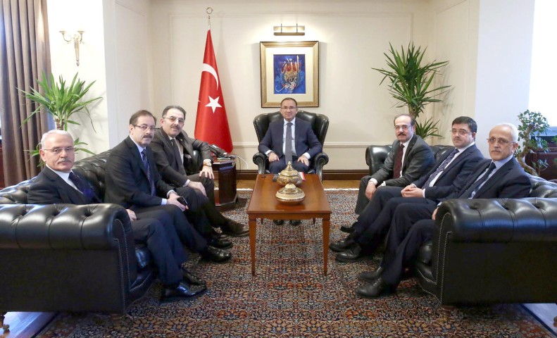 Başbakan Yardımcısı ve Hükümet Sözcüsü Bekir Bozdağ başkanlığında Yozgat milletvekilleri