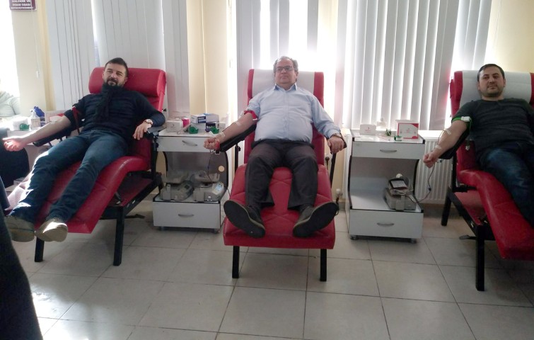 AK Parti Yozgat Merkez İlçe Başkanı İskender Nazlı ve Yönetim