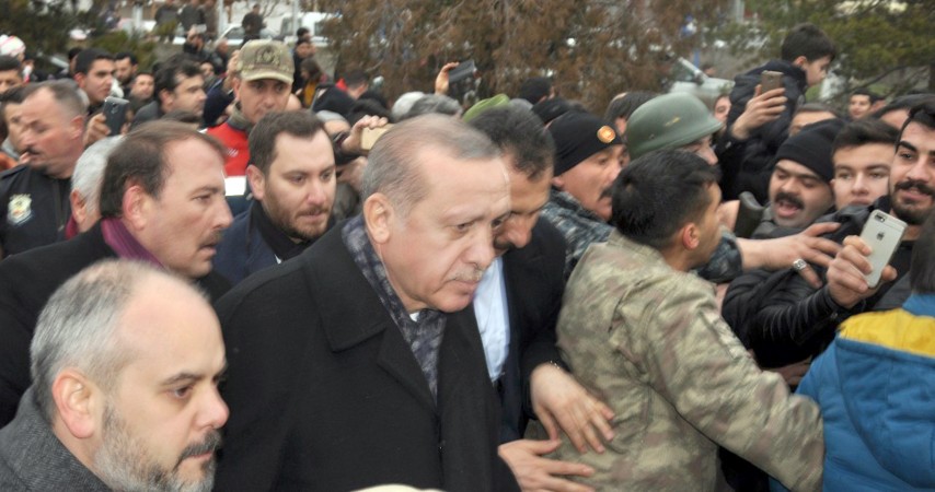 Erdoğan’ın geldiğini  duyan stadyuma koştu