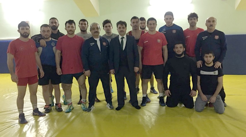Yozgat Belediye Başkan Yardımcısı Talip Karslıoğlu U-23 Grekoromen Türkiye Güreş