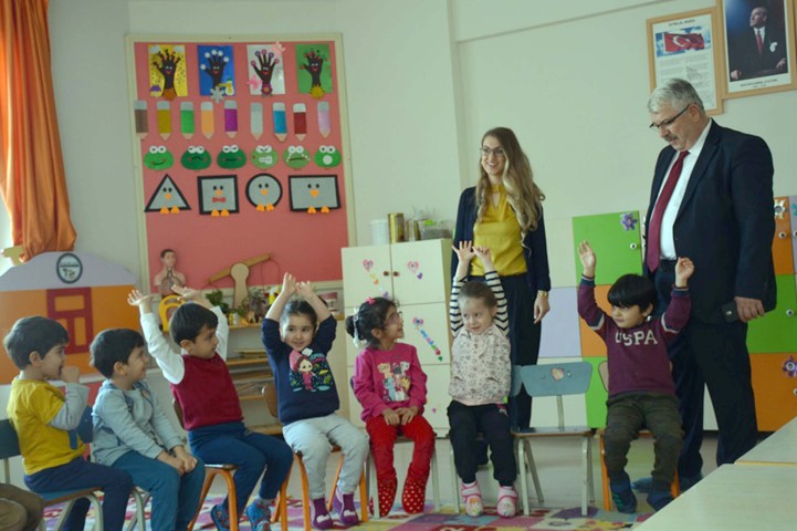 Yozgat İl Milli Eğitim Müdürü Yusuf Yazıcı, okul ziyaretleri kapsamında