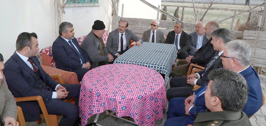 Yozgat Valisi Kemal Yurtnaç ilçe, belde ve köy ziyaretleri kapsamında