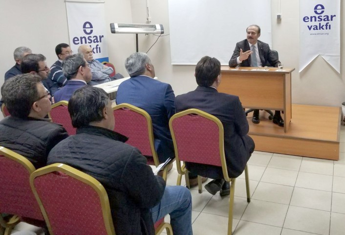 Yozgat Valisi Kemal Yurtnaç, “Üniter yapıyı, yani merkeze bağlı esas