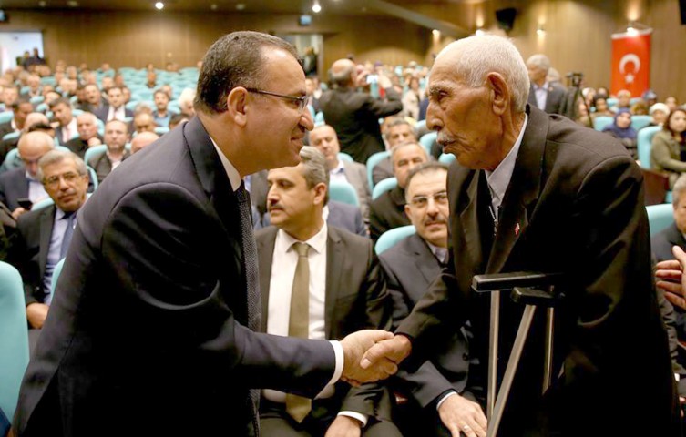 Başbakan Yardımcısı ve Hükümet Sözcüsü Bekir Bozdağ, Türk Silahlı Kuvvetleri