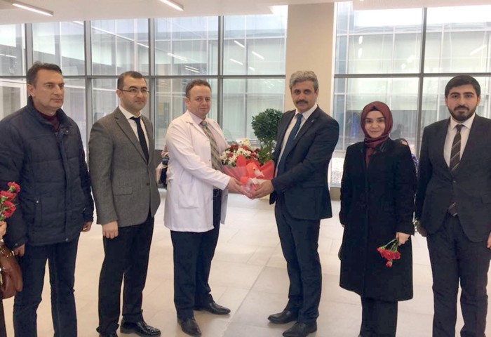 AK Parti Yozgat İl Başkanı Celal Köse, hastaların sağlığına kavuşmasında