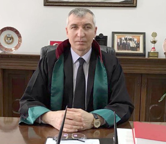 Yozgat Barosu Başkanı Mehmet Şimşek, yaptığı yazılı açıklamada, İstiklal Marşının