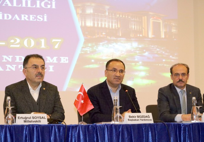 Başbakan Yardımcısı Bekir Bozdağ, Yozgat Valiliği tarafından düzenlenen İl Özel