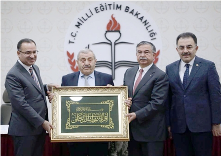 AK Parti Yozgat Milletvekili ve Başbakan Yardımcısı Bekir Bozdağ, "Ülkemizde