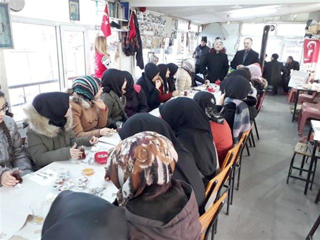 Yozgat İl Müftülüğü Bayan Gençlik Koordinatörlüğünce organize edilen programda İmam