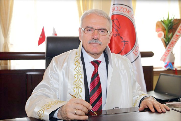 Yozgat Bozok Üniversitesi Rektörü Prof. Dr. Salih Karacabey, yayınladığı mesajında