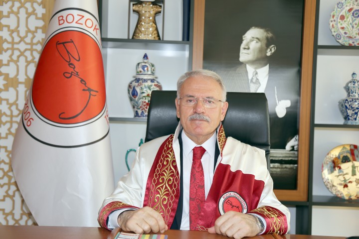Yozgat Bozok Üniversitesi Rektörü Prof. Dr. Salih Karacabey, 8 Mart