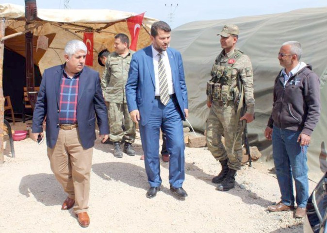 Sorgun Belediye Başkanı Ahmet Şimşek, Hassa Belediye Başkanı Abdurrahman Demirel’i