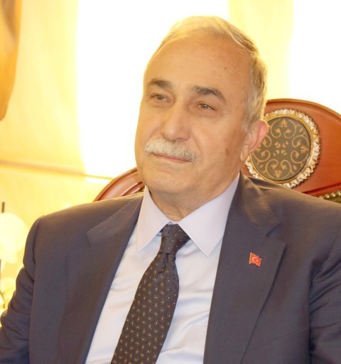 Gıda, Tarım ve Hayvancılık Bakanı Ahmet Eşref Fakıbaba, 14 şeker