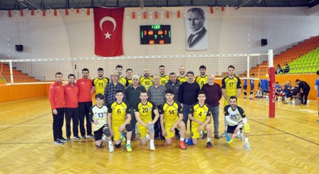 Sorgun Belediyespor Voleybol Takımı, Adıyaman’da düzenlenen Final Play-Off karşılaşmasında oynadığı