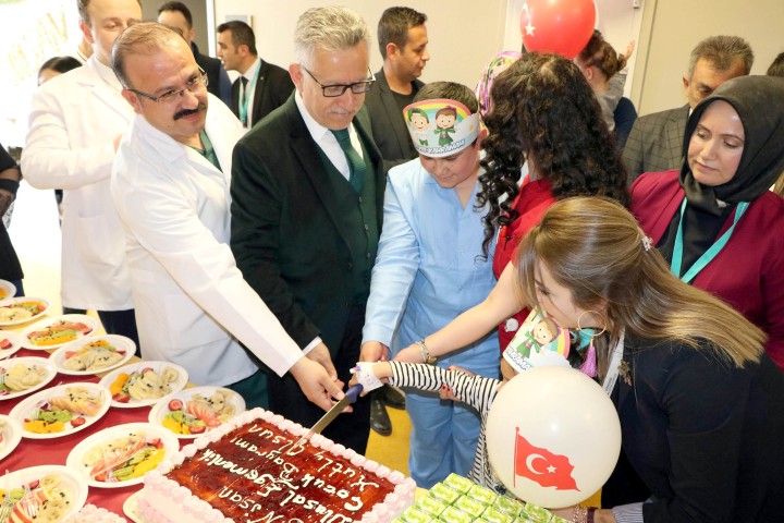 Yozgat'ta 23 Nisan Ulusal Egemenlik ve Çocuk Bayramı etkinlikleri kapsamında,