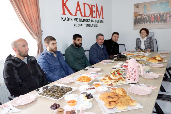 Kadın ve Demokrasi Derneği (KADEM) Yozgat Temsilciliği, ulusal ve yerel