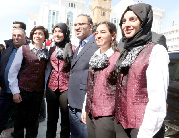 CHP Lideri Kemal Kılıçdaroğlu’nun Zeytin Dalı Harekatı’na katılan Mehmetçiğe moral