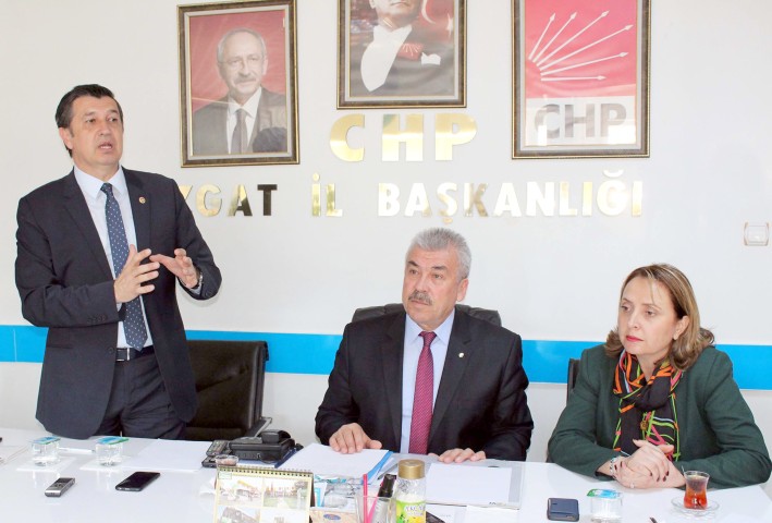 Şeker fabrikalarının zarar etmediğini söyleyen CHP Genel Başkan Başdanışmanı ve