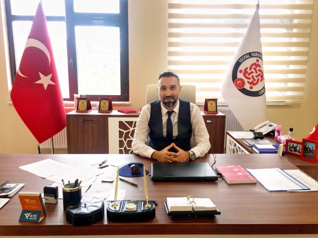 Sosyal Yardımlaşma ve Dayanışma Vakfı Müdürü Serkan Sönmez, devletin yardıma