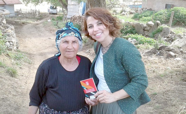 Kadın ve Demokrasi Derneği (KADEM) Yozgat Temsilcisi Fadime Solmaz, kadınların