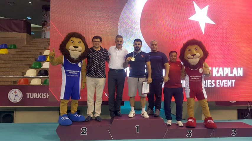 Kayseri Şekersporlu iki milli güreşçi, İstanbul Bağcılar da 36. ncısı