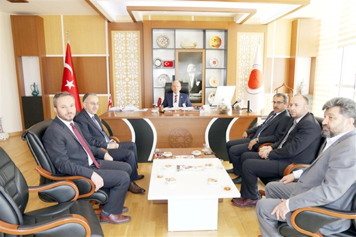 Yozgat İl Müftüsü Salih Sezik ve beraberindeki heyet Bozok Üniversetise