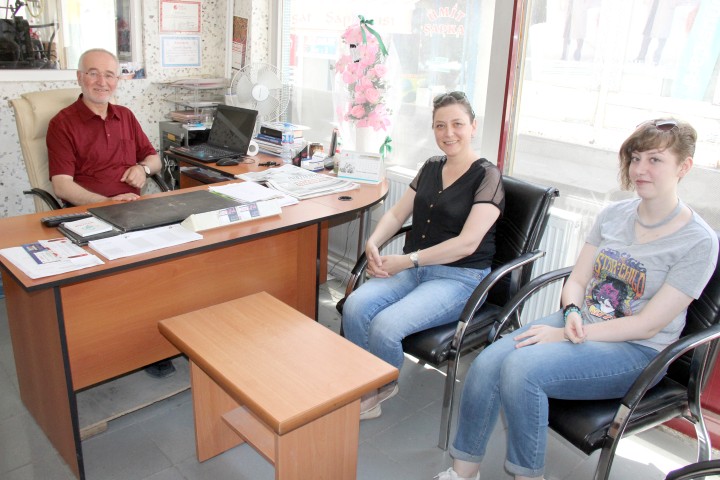 Yozgat’ta 17 yaşındaki Pelin Su Yaz, lösemili çocuklar için saçlarını