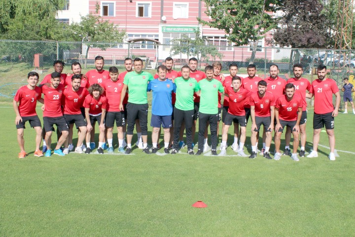 Spor Toto Bölgesel Amatör Lig de mücadele eden temsilcimiz Yozgatspor