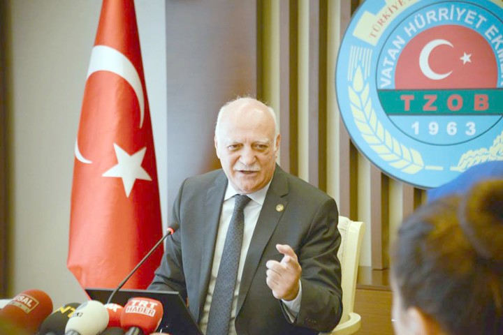Türkiye Ziraat Odaları Birliği (TZOB) Genel Başkanı Şemsi Bayraktar, Bu