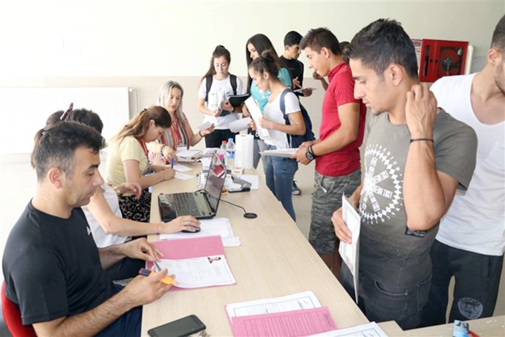 Yükseköğretim Kurumları Sınavı (YKS) sonrası 300 öğrencilik kontenjan açıklayan Üniversitemiz