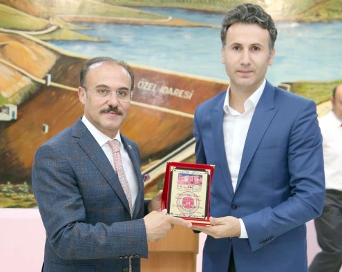 Yozgat’ta görev süresini tamamlayan adliye personeline veda yemeği verildi.
