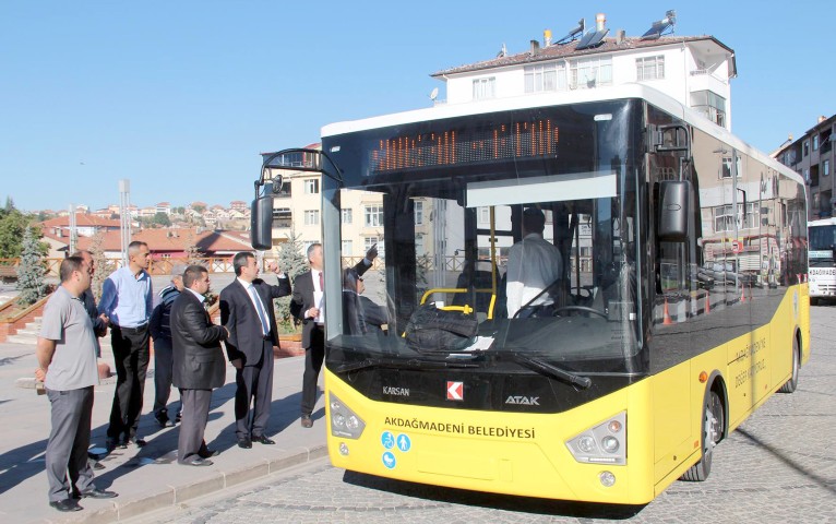 Akdağmadeni Belediyesi ilçede ki ulaşımı rahatlatmak amacıyla satın aldığı yeni