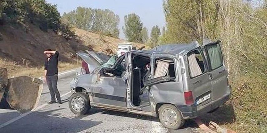 Sorgun İlçesine meydana gelen trafik kazasında 1 kişi öldü, 4