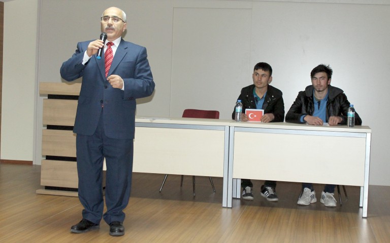 Akdağmadeni Anadolu İmam Hatip Lisesi öğrencileri için kitap 'Oku-yorum' etkinliği