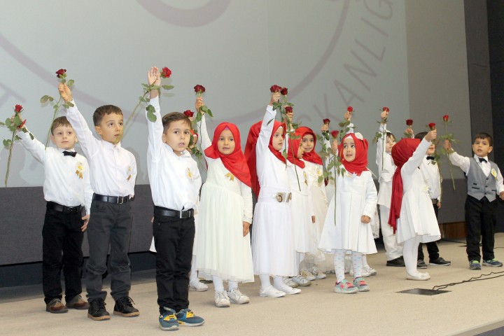 Akdağmadeni İlçe Müftülüğü tarafından Mevlidi Nebi Haftası dolayısıyla Belediye Konferans