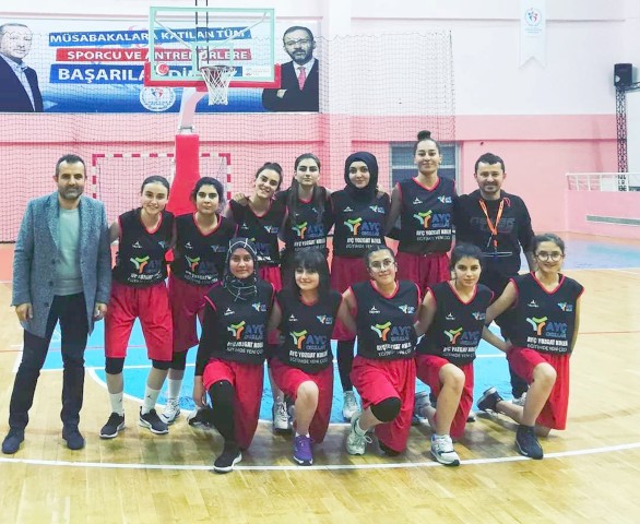 Yozgat’ta eğitim alanındaki başarısıyla adından söz ettiren AYÇ Okulları eğitimin