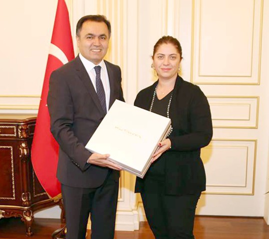 Kütahya Porselen Yönetim Kurulu Başkanı işadamı Nafi Güral’ın kızı, NG