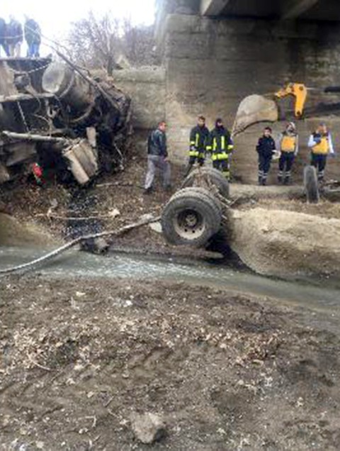 Sorgun ilçesine bağlı Araplı kasabası yakınlarında meydana gelen trafik kazasında
