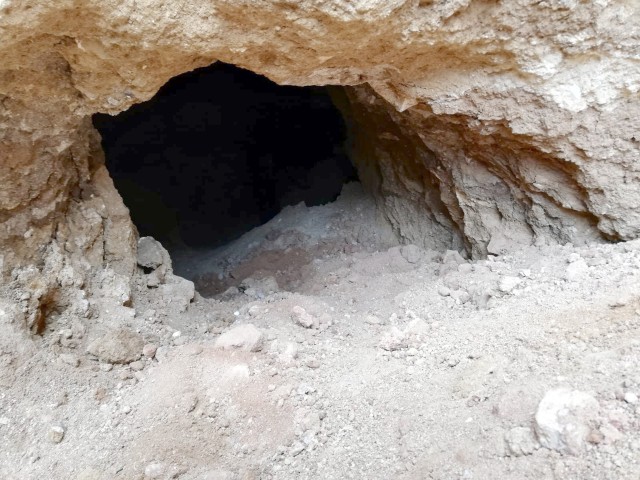 Yozgat’ta jandarma ekipleri, 2 bin 500 yıllık olduğu düşünülen höyükte