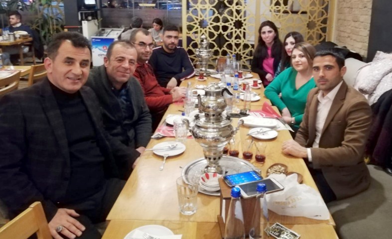Yurt Eğitim Sen Kurucu Genel Başkanı Hakan Çeliksoy, üyelerinin görevde