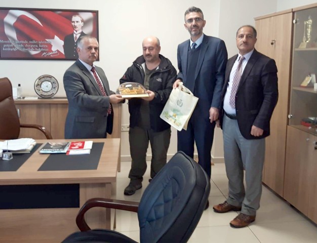 İnsani Yardım Vakfı yönetici ve temsilcileri Yozgat’ta ki kamu kurumu