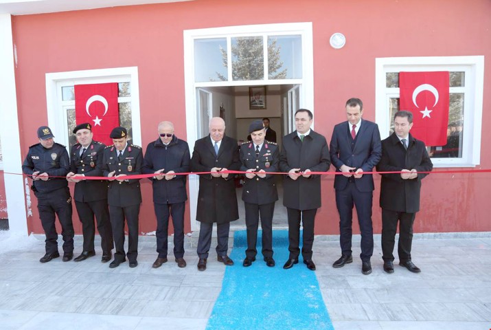 Sorgun içesine bağlı Doğankent Beldesinde yapımı tamamlanan Doğankent Jandarma Karakol