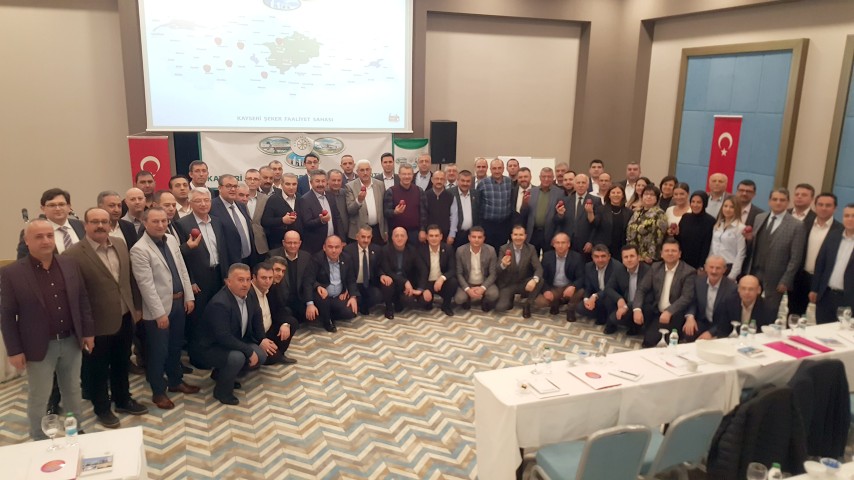 Kayseri Pancar Kooperatifi Yönetim Kurulu Başkanı Hüseyin Akay, krizlerin yaşandığı