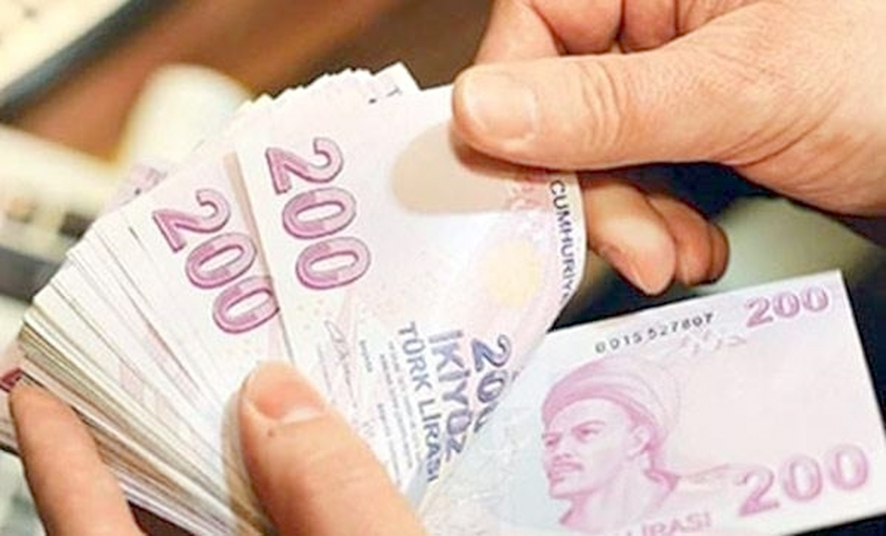 Türkiye’de milyonlarca emekli ve memurun beklediği maaş zamları ile ilgili