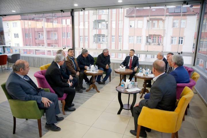 Cumhurbaşkanı Yardımcısı Fuat Oktay memleketi Yozgat’ın Çekerek ilçesinde çocukluğunun geçtiği