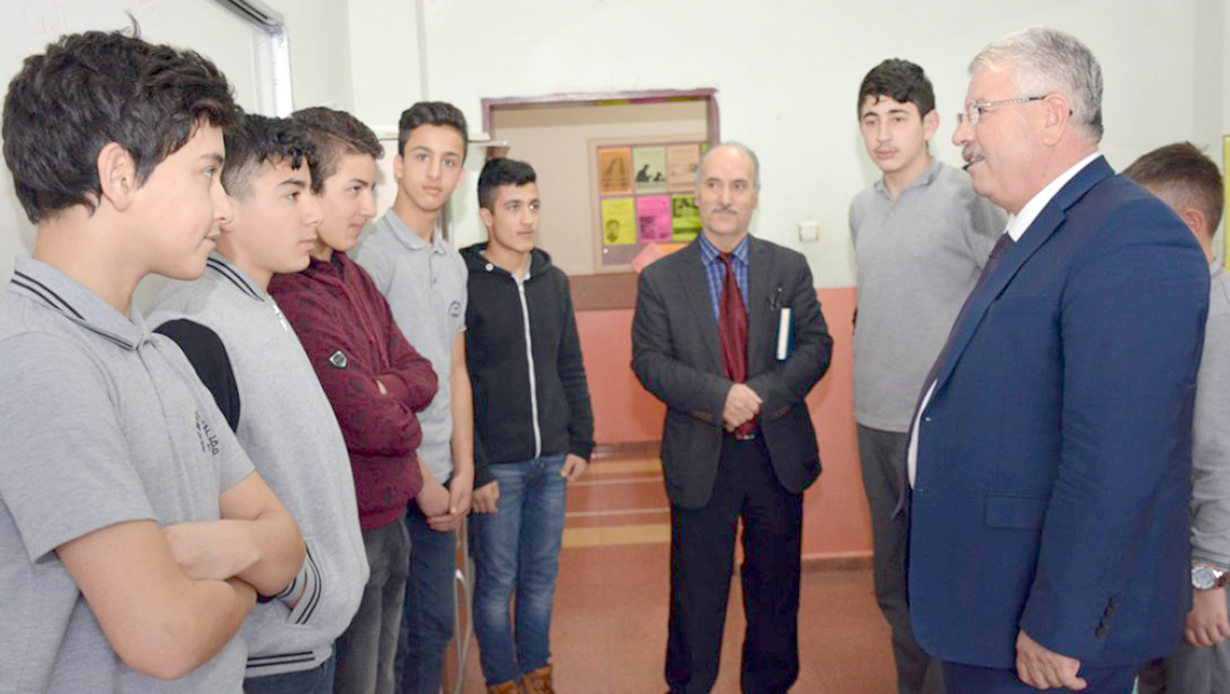 Yozgat İl Milli Eğitim Müdürü Yusuf Yazıcı, okul ziyaretleri kapsamında;